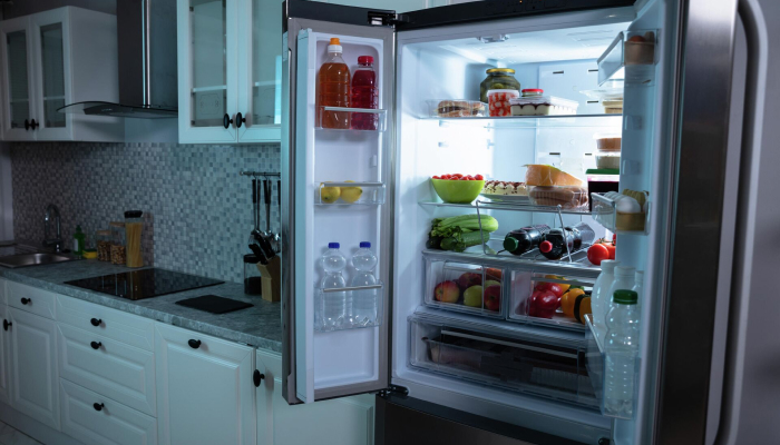 Почему шумит новый холодильник?